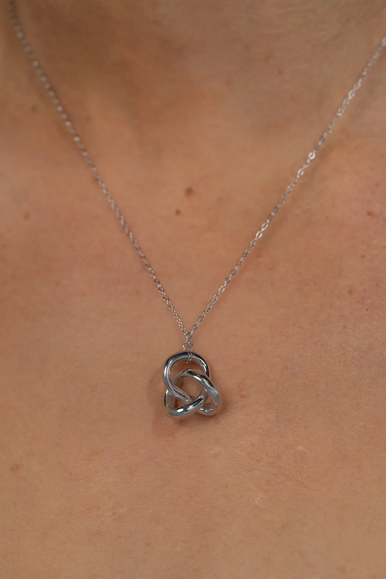 Infinity Knot Pendant Necklace | Silver