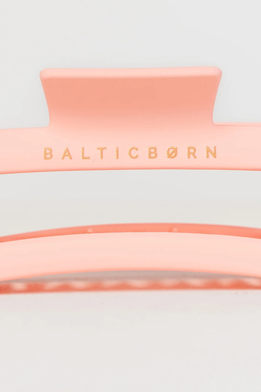 Trixie Matte Claw Clip | Pink